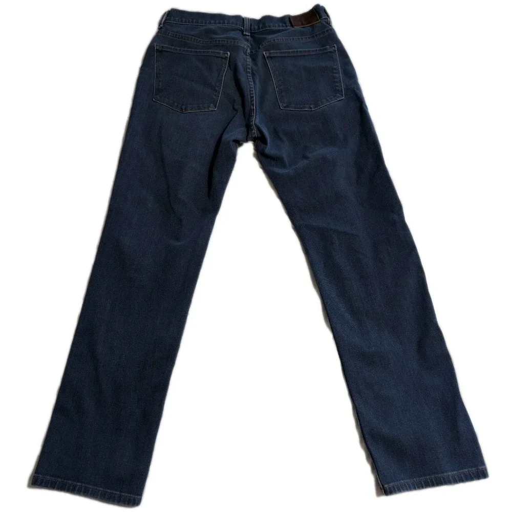 Mott & Bow clean preowned